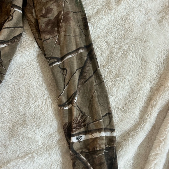 Vintage Camo Sweater - Picture 3 of 4